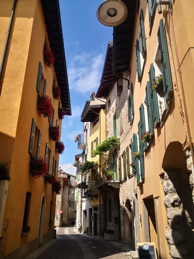 La Piazzetta Apartment Iseo Italy