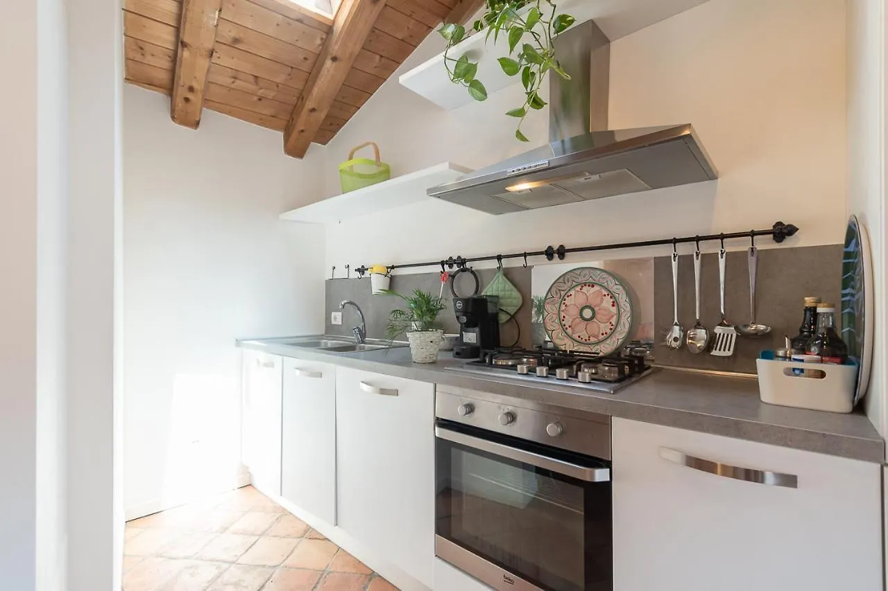 La Piazzetta Apartment Iseo