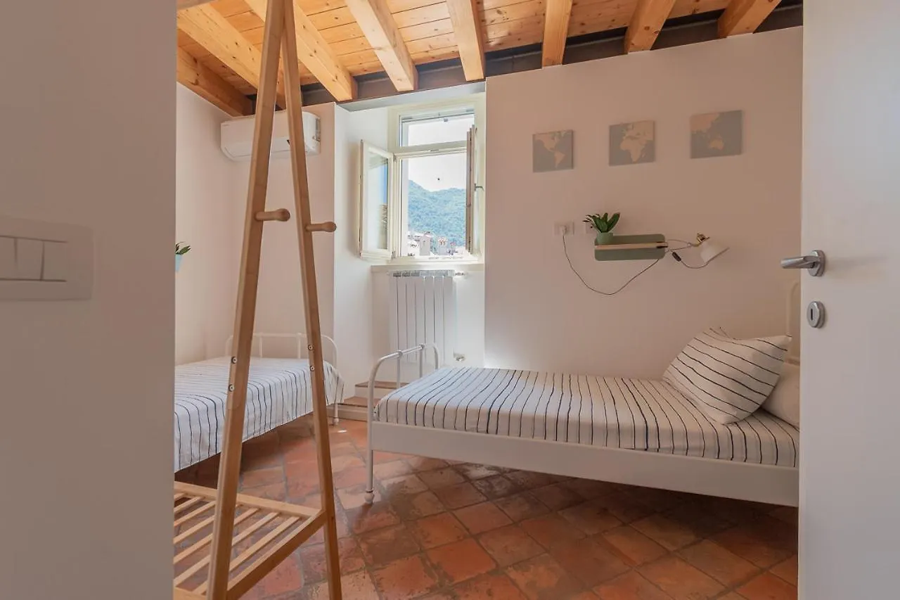 La Piazzetta Apartment Iseo